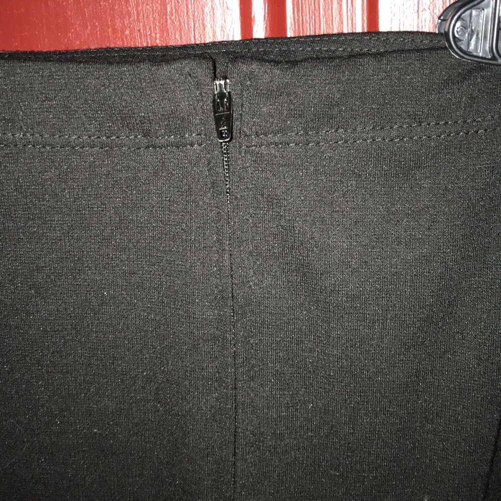 Dress - Picture 6 of 6